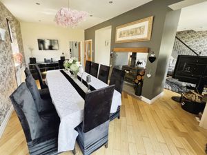 Dining area- click for photo gallery